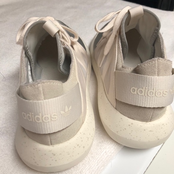 SOLD!! Adidas Light Gray Sneakers - Picture 4 of 6